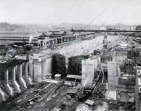 US Army building the Panama Canal, Central America