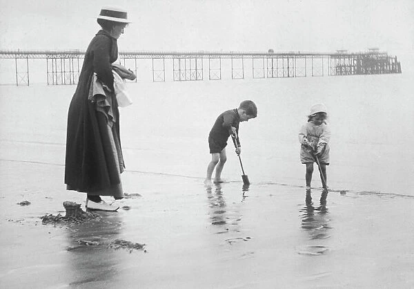 Beach Scene 1912