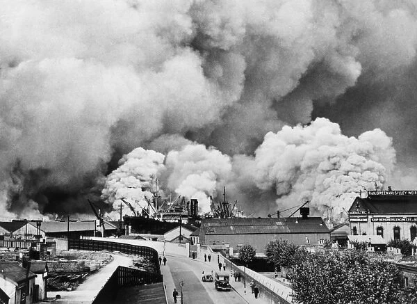 Blitz in London -- fire damage at Docks, WW2