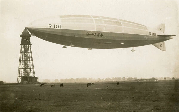 The final flight of R 101, she crashed the next day