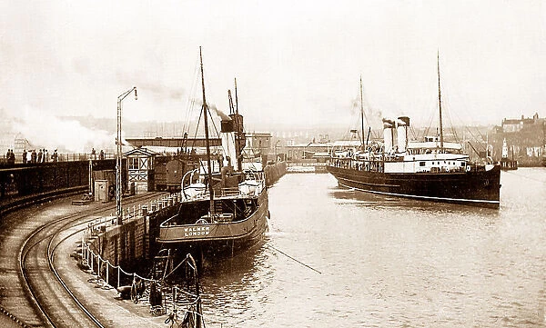 Folkestone Harbour Ferry to Boulogne early 1900s