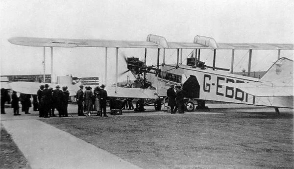 Handley Page W8B (aft) (running-up)