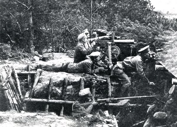 Machine gun section in a forest, Russian Front, WW1