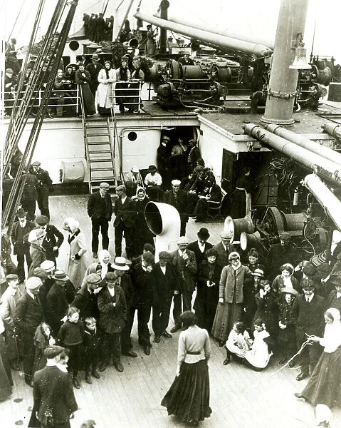 Passengers on liner, Empress of Ireland