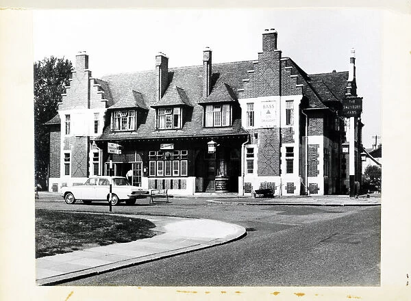 Photograph of Salisbury Arms, Winchmore Hill, London