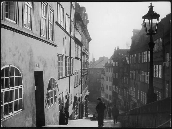 PRAGUE 1930S