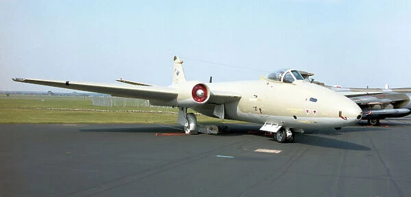 RAF - English Electric - Shorts Canberra PR. 9 XH131