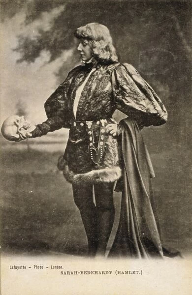 Sarah-Bernhardt (Hamlet)