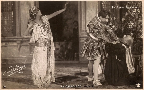 Sarah Bernhardt as Zoraya in La Sorciere