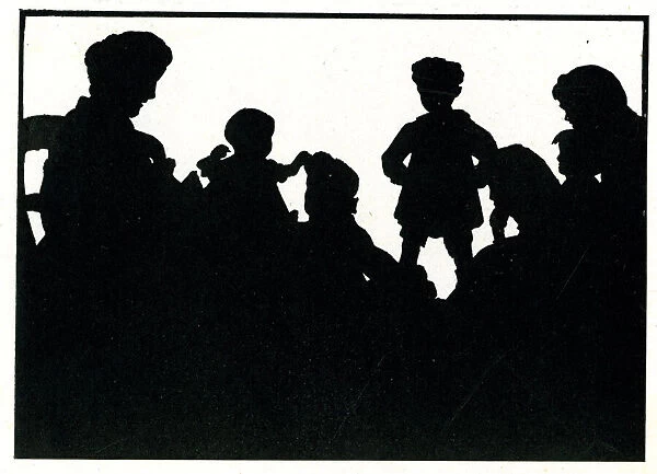Silhouette, Sans Souci, carefree family relaxing
