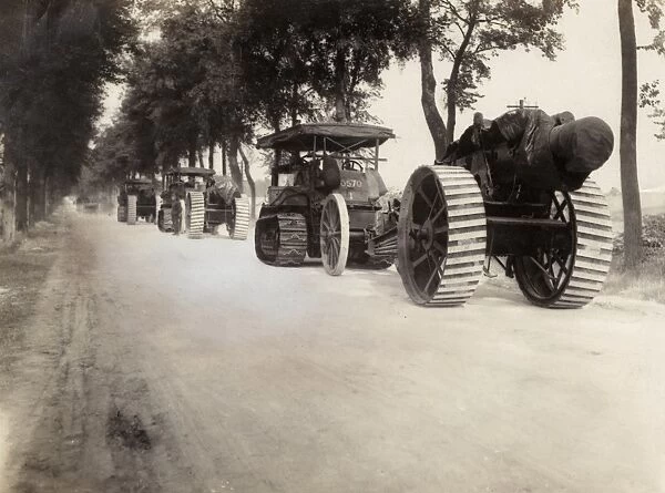 Tractors transporting heavy artillery, WW1