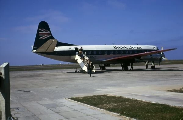 Vickers Viscount 802 G-AOJF British Airways Wick 1974