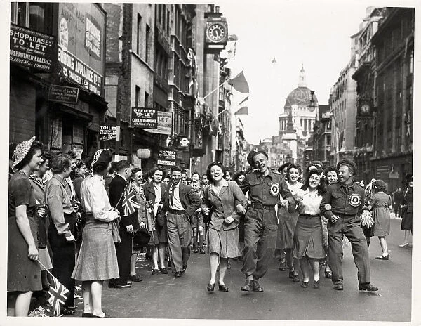 World War II 1945 VE Day revellers Fleet Street, London