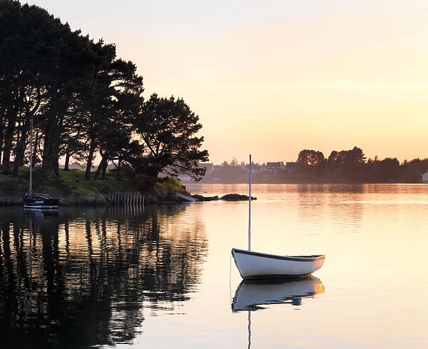 France, Brittany, Morbihan, Belz, Etel river, St. Cado, boat at sunset