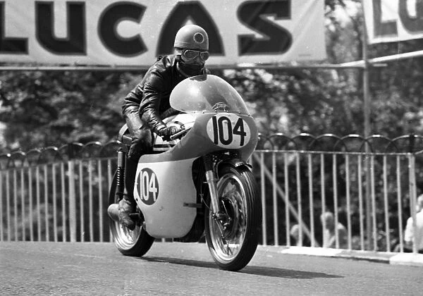 David Foulkes (Norton) 1967 Junior TT