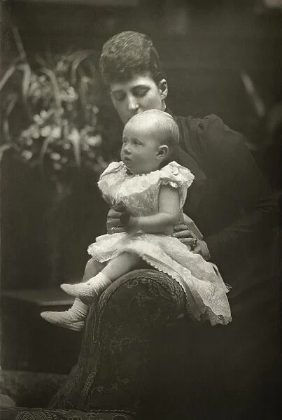ALEXANDRA DUFF (1891-1959). Duchess of Fife and Princess Arthur of Connaught. Photograph by W