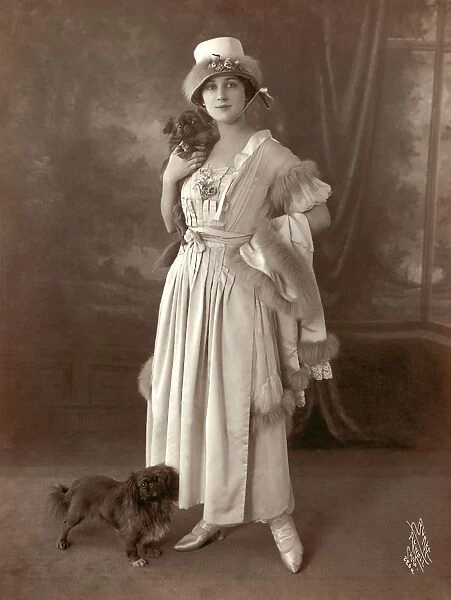 American dancer. Photographed 1915
