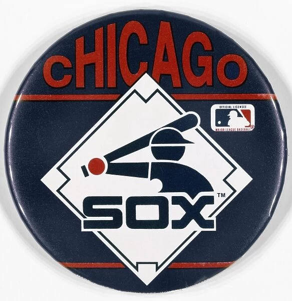 BASEBALL BUTTON. Chicago White Sox button, late-20th century