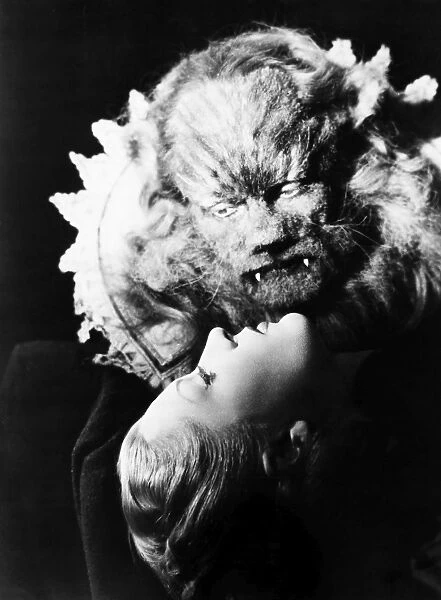 BEAUTY AND THE BEAST, 1946. Josette Day as Beauty and Jean Marais as the Beast in the 1946 film