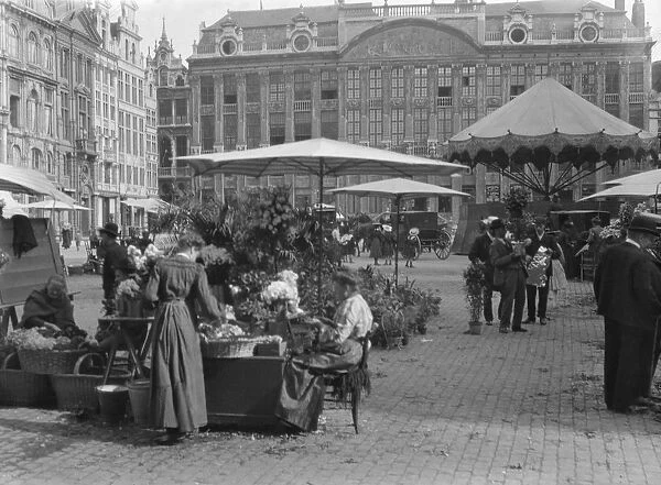 BRUSSELS: MARKET, c1910. Street vendors in Grote Markt, the central square in Brussels, Belgium