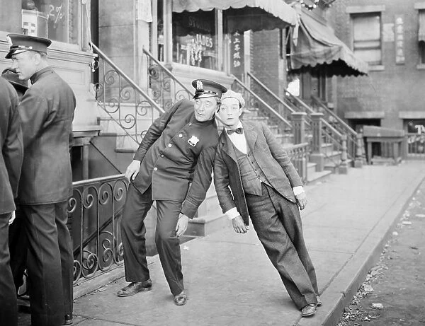 CAMERAMAN, 1928. Starring Buster Keaton and Harry Gribbon