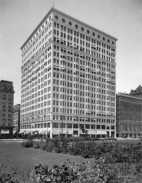 CHICAGO: SANTA FE BUILDING. A view of the Santa Fe Building (also known as the