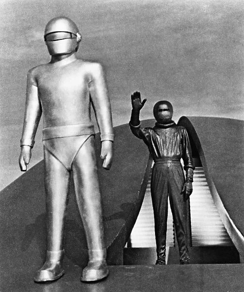 DAY THE EARTH STOOD STILL. The robot, Gort, in a scene from the film, The Day the Earth Stood Still, 1952