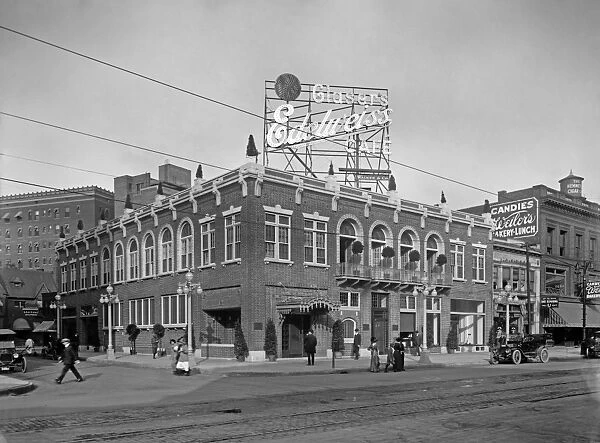 DETROIT, c1910. Glasers Edelweiss Cafe on Miami Avenue in Detroit, Michigan. Photograph