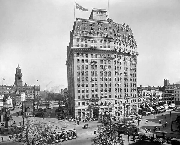 DETROIT, c1918. The Hotel Pontchartrain on Woodward Avenue in Detroit, Michigan