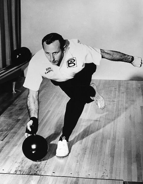 DON CARTER (1926- ). American bowler. Photograph, 1963