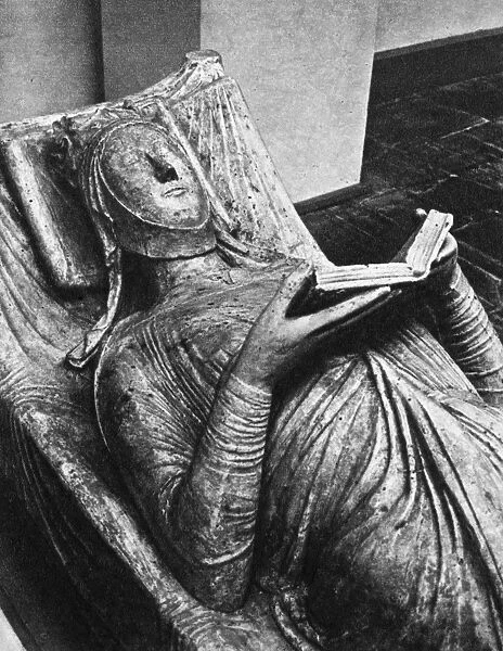 ELEANOR OF AQUITAINE (c1122-1204). Queen of King Louis VII of France and of King Henry II of England. Late 12th century stone tomb effigy in the Abbey of Fontevrault (Maine-et-Loire), France