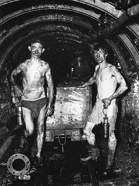 ENGLAND: COAL MINERS. Coal miners at the Tilmanstone mine in Kent, England, early