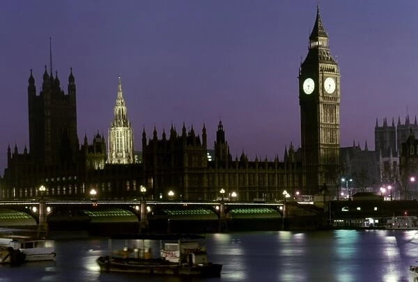ENGLAND: LONDON. Big Ben and Houses of Parliament from South Bank