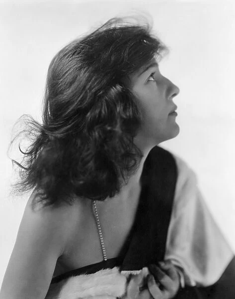 EVELYN NESBIT (1885-1967). American actress and model. Photograph, c1915