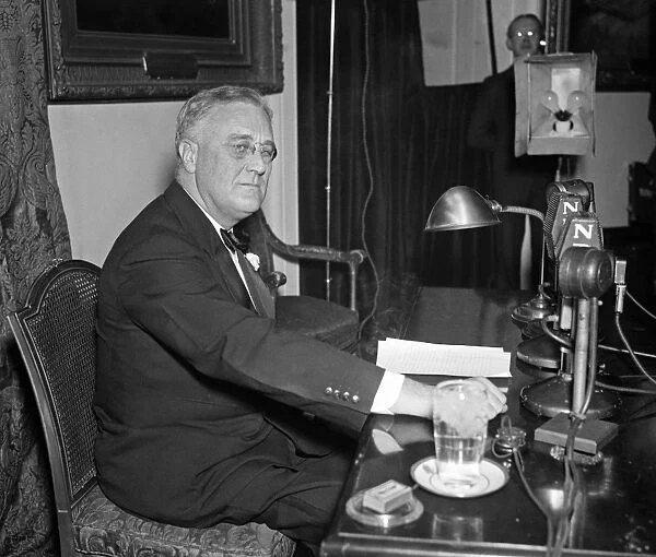 FRANKLIN D. ROOSEVELT (1882-1945). 32nd President of the United States. Photograph