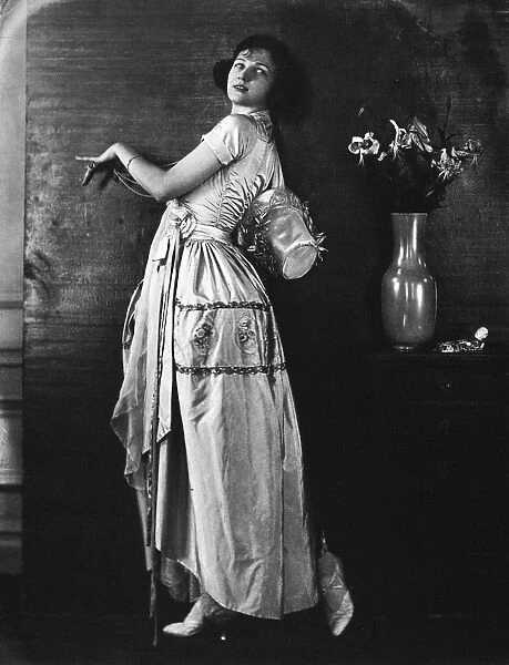 IRENE CASTLE (1893-1969). Nee Foote. American dancer