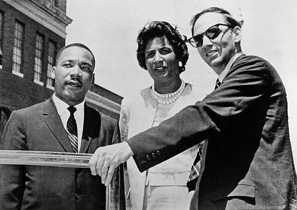 KING, MOTLEY & KUNSTLER. American civil rights activists Dr. Martin Luther King, Jr
