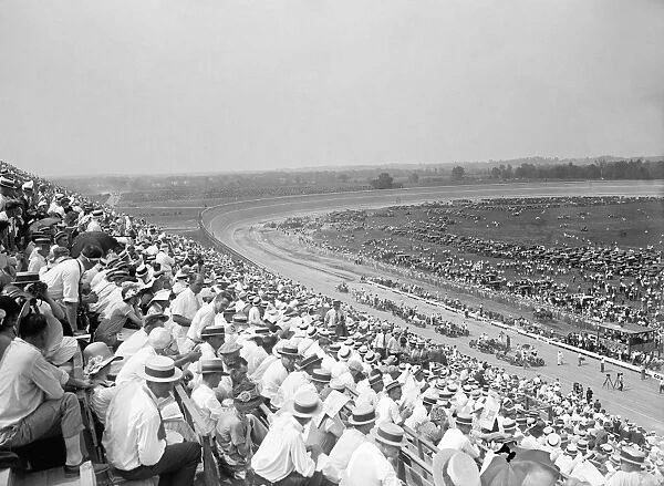 LAUREL: RACEWAY, 1925. Spectators at an auto race in Laurel, Maryland. Photograph
