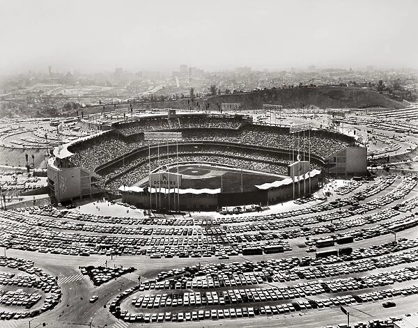 LOS ANGELES: STADIUM, 1962. Chavez Ravine, the Dodgers stadium in Los Angeles, Calfornia, 3 September 1962. An audience of more than 54, 000 watch the Dodgers playing the San Francisco Giants