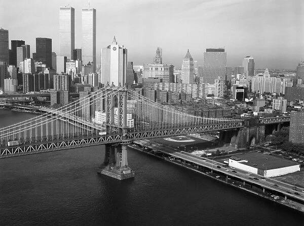 MANHATTAN BRIDGE, 1979. A view of the Manhattan Bridge, looking towards Manhattan
