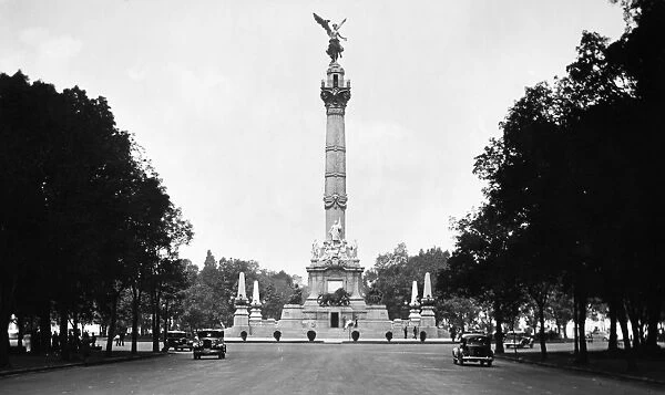MEXICO CITY: MONUMENT. The Monument to Independence in Mexico City. Photograph, 1930s