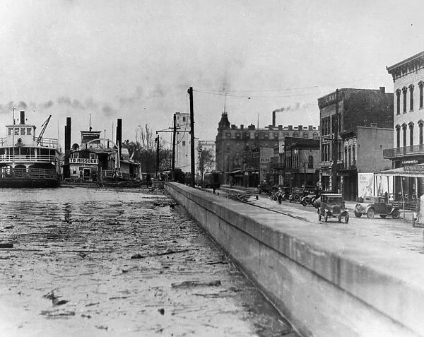 MISSISSIPPI FLOOD, 1927. A view of the flood wall on the waterfront in Cairo, Illinois