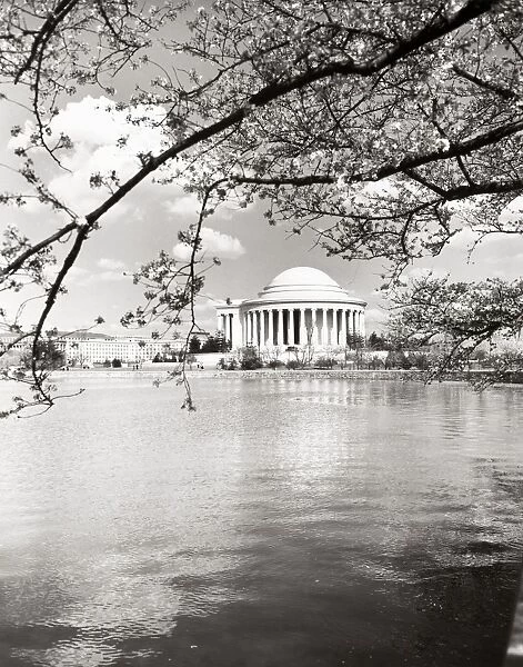Neoclassical monument on the Tidal Basin designed by John Russell Pope, authorized by Congress in 1934, and dedicated in 1943. Photograph, 20th century, Washington, D. C