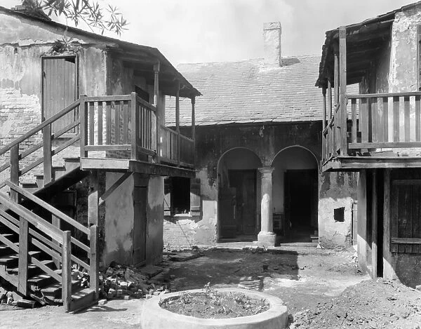 NEW ORLEANS: COTTAGE. A view of Gaillard Cottage at 915-917 St. Ann Street, New Orleans