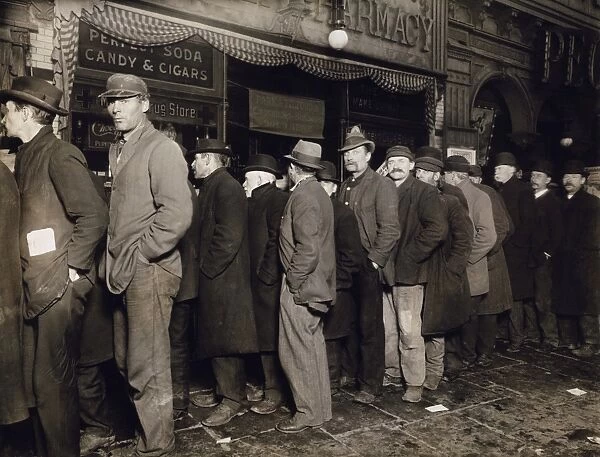 NEW YORK: BREAD LINE, 1907. Unemployed workers in a New York City bread line, 1907