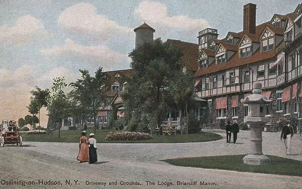 NEW YORK: BRIARCLIFF MANOR. The driveway and grounds at the lodge at Briarcliff Manor in Ossining