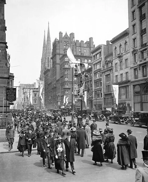NEW YORK: EASTER PARADE. View of the Easter parade on Fifth Avenue in New York City