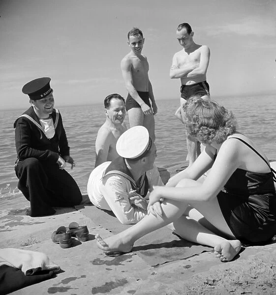 NEW YORK: SAILORS, 1943. American women hosting European sailors during United