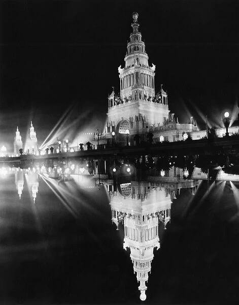 PANAMA-PACIFIC EXPOSITION. The Tower of Jewels reflected in the lagoon at the Panama-Pacific