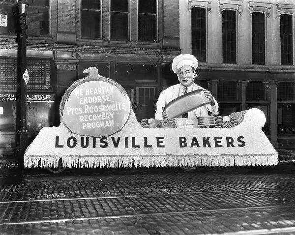 A parade float in Louisville, Kentucky, that reads We heartily endorse Pres. Roosevelts Recovery Program. Photograph, c1933